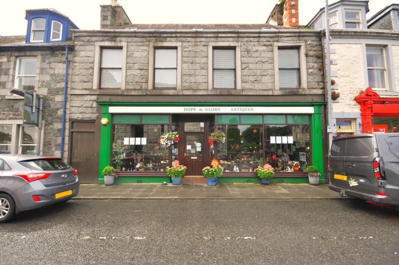 Photograph of Hope & Glory Antiques, Newton Stewart