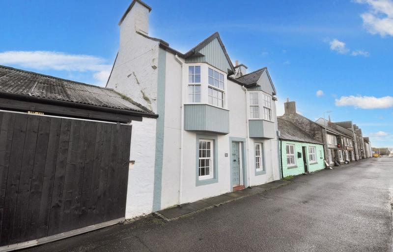 Photograph of 'Harbour House', Harbour Row, Isle of Whithorn